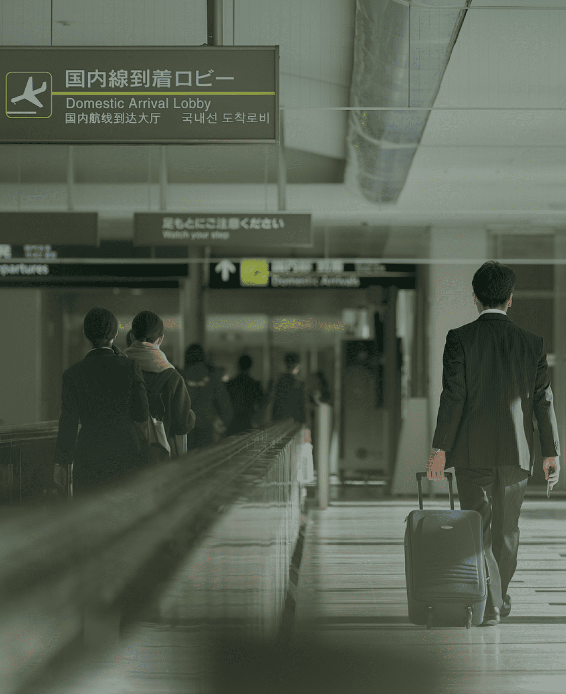 空港の安心を支える、世界基準のセキュリティ機器